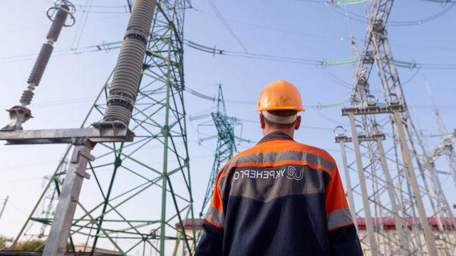 An employee of electricity transmission system operator Ukrenergo